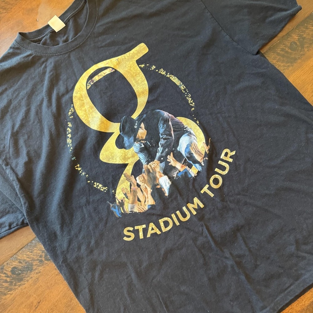 Garth Brooks Shirt Mens 2XL Black Stadium Tour Concert Graphic Hanes Tee